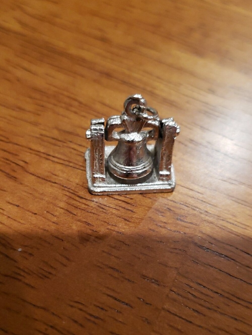 Silver Liberty Bell Charm Pendant - Vintage New - Picture 3 of 6